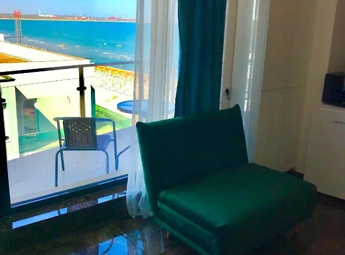 Anias Front View Of The Black Sea 48c *